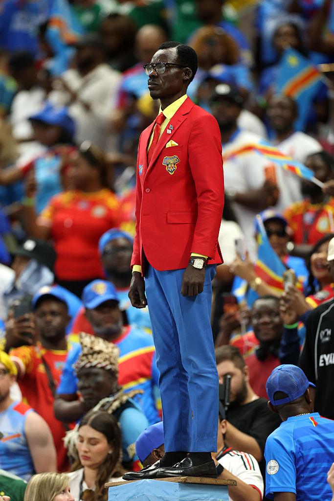 „Statuia vie Lumumba” a ajuns la Cupa Mondială 2026. De ce stă nemișcat la toate meciurile și care este povestea lui 1079263