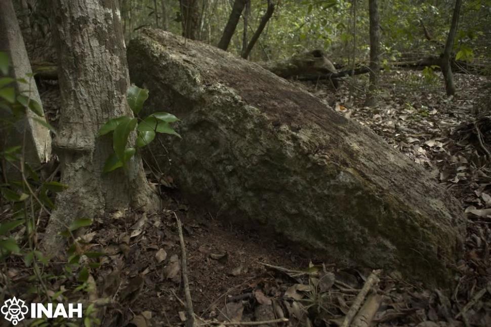 Un oraș mayaș intact a fost descoperit în junglă la o mie de ani după ce a fost abandonat. Include o piramidă-templu înaltă de 13 metri 1079808