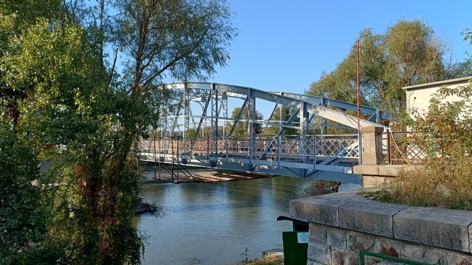 Un pod istoric din România, vechi de 130 de ani, se redeschide după doi ani întârziere: Dar doar pentru pietoni și în regim de șantier 1079726