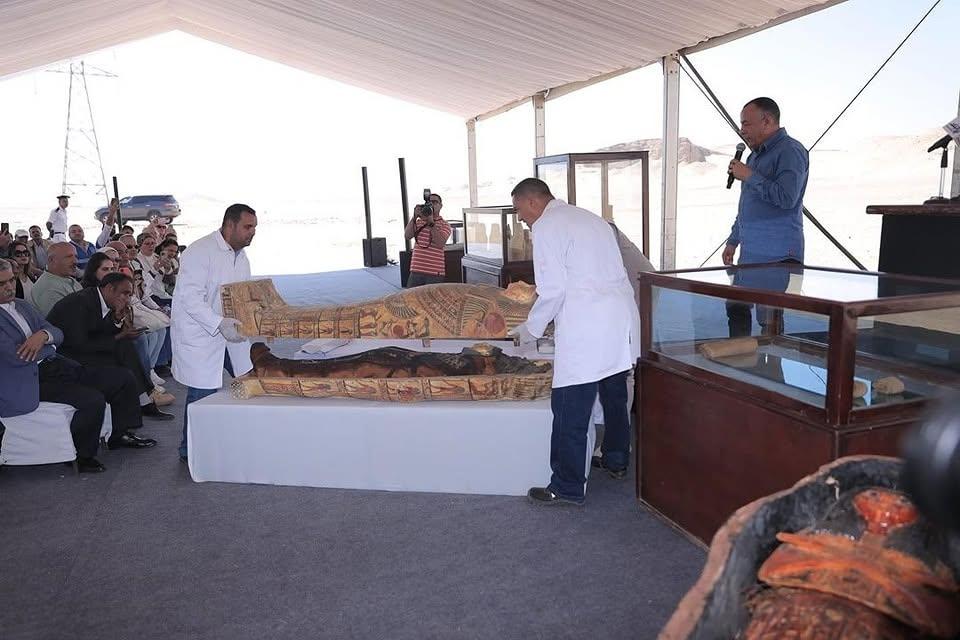 Arheologii au descoperit „Cartea Morților” pierdută, îngropată într-un cimitir egiptean antic: „S-au găsit comori din Noul Regat” 1080027