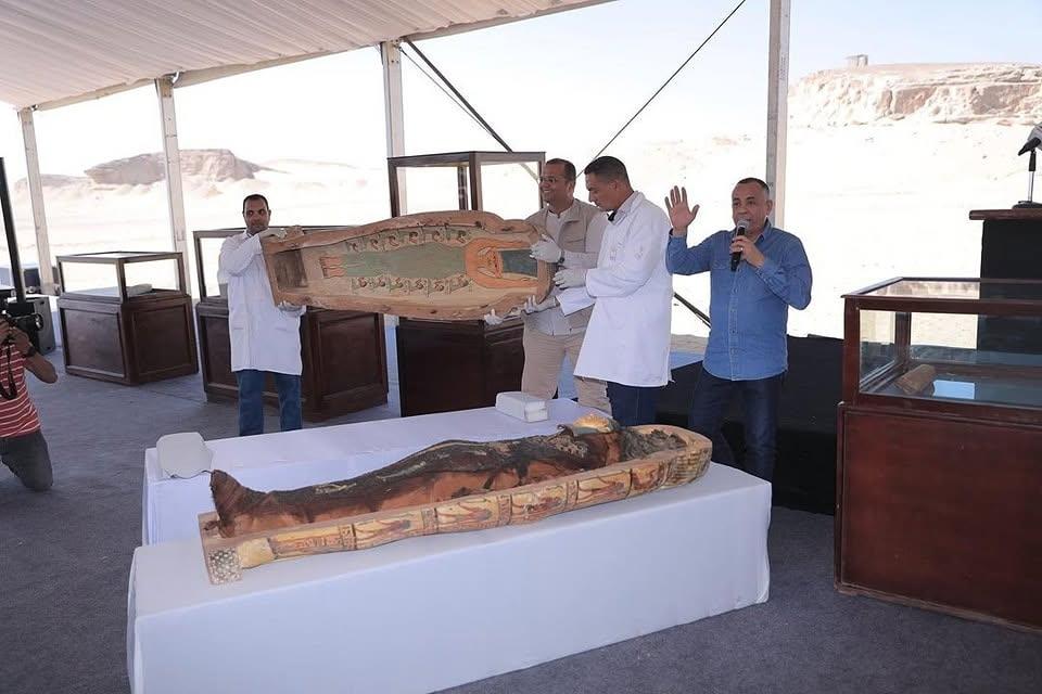 Arheologii au descoperit „Cartea Morților” pierdută, îngropată într-un cimitir egiptean antic: „S-au găsit comori din Noul Regat” 1080028