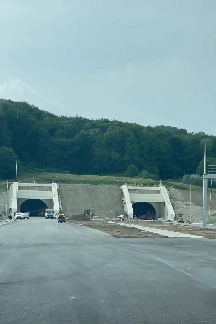 Imagini cu cel mai nou lot de autostradă. Cum arată tunelul Daniela și când se deschid cei 10 km între Curtea de Argeș și Ticveni pe A1 1080820