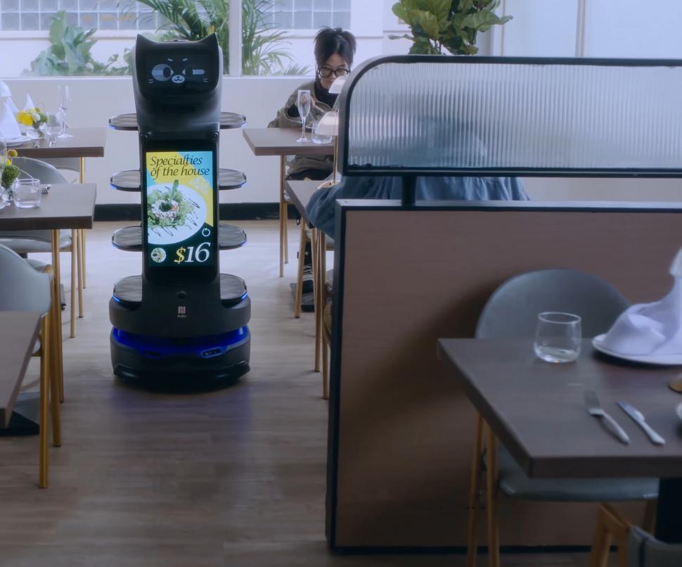 Primul hotel din lume care va funcționa doar cu „angajați” roboți se va deschide în 2027 1081058