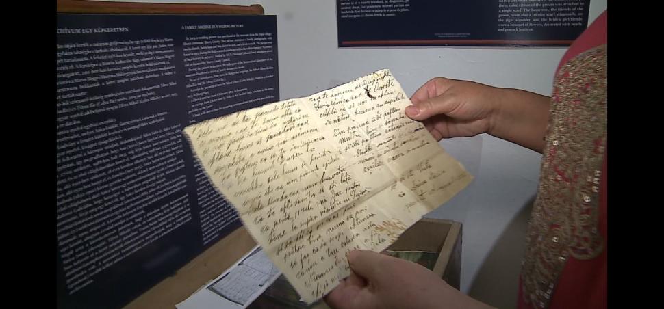 Un tablou de nuntă cu „Ana și Ion” s-a dovedit a fi o capsulă a timpului: Documente istorice au fost descoperite în timpul restaurării 1080883