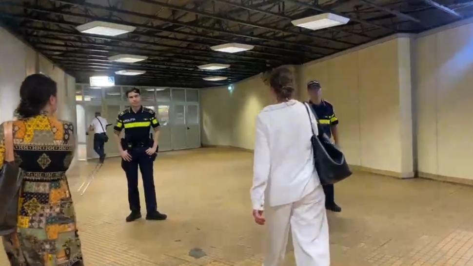 Circulaţia metroului pe Magistrala 1 a fost reluată joi dimineaţă, inclusiv în staţia Piaţa Victoriei 2 1081619