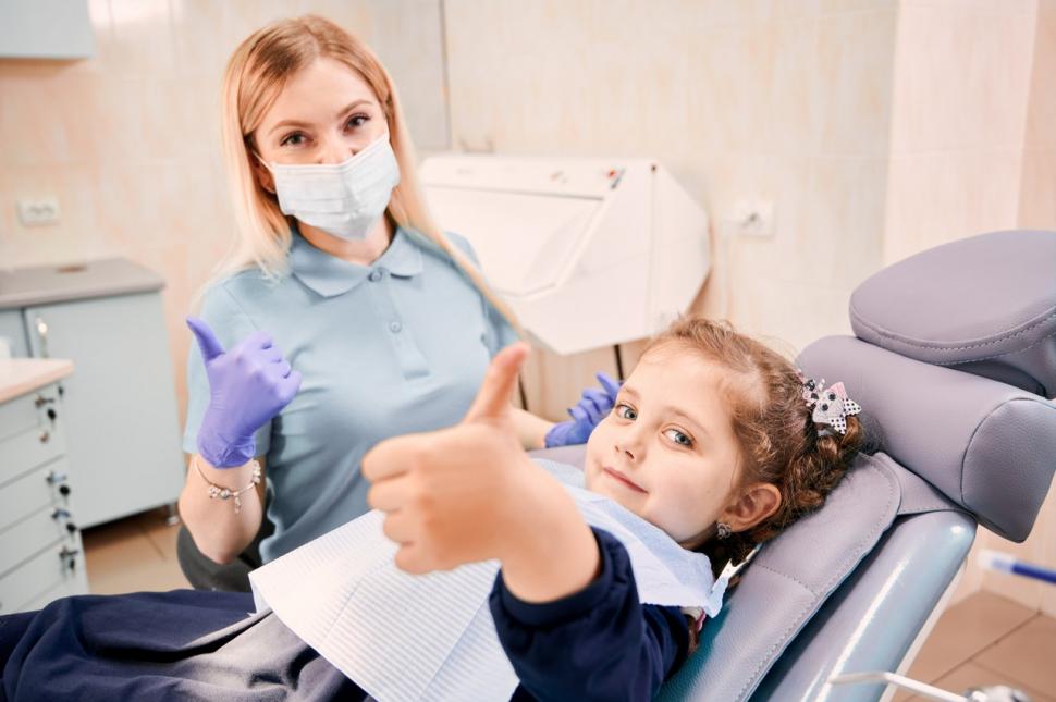 Stomatologie copii: greșeli pe care părinții le fac fără să își dea seama 1082797