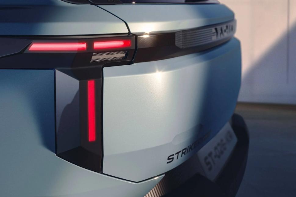 Noua Dacia Striker i-a cucerit pe cei de la Top Gear: "Este SUV, berlină și break în același timp. Și costă sub 25.000 euro" 1083083