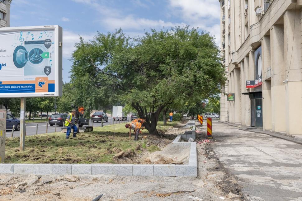 Cât de mult au avansat lucrările la proiectul "orașul-parc" din centrul Bucureştiului. Primăria: Va fi gata până la finalul lui august 1083657