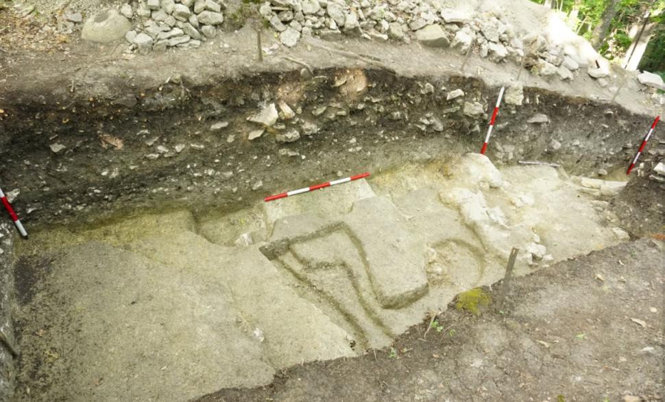 S-au încheiat săpăturile la cetatea dacică de la Piatra cu Lilieci. Au fost găsite obiecte rare, printre care o fibulă romană 1083408