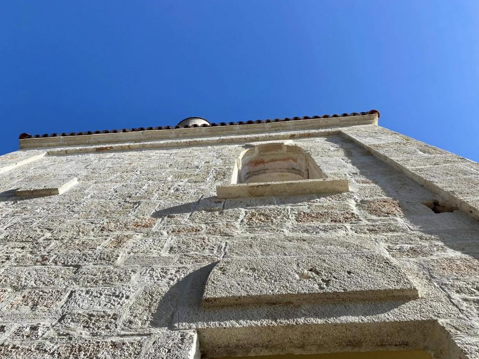 Vila Storck de pe faleza din Balcic, restaurată după decenii. Cei care o pozează nu știu: Vecinii Reginei Maria erau doi artiști români 1083941