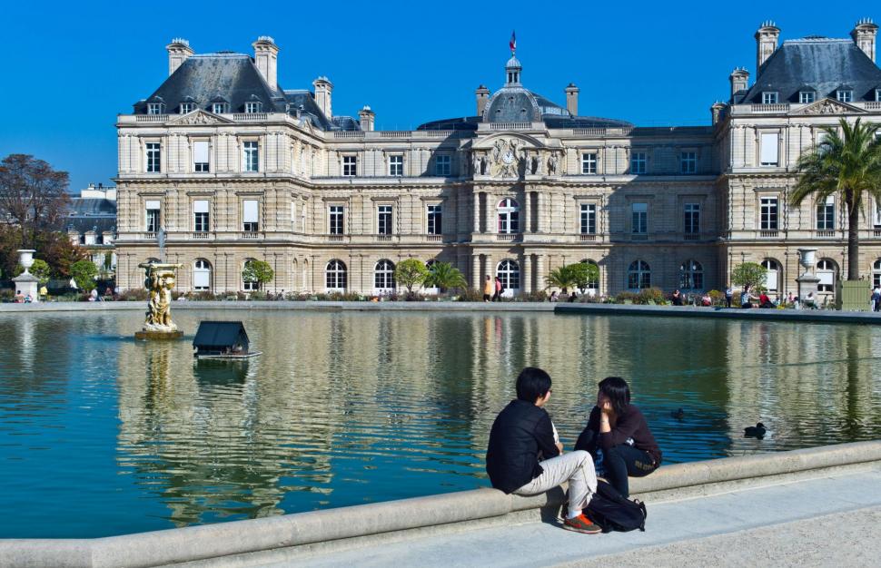 Cea mai frumoasă capitală din Europa a fost desemnată. Orașul de poveste care a depășit Parisul și Londra 1083030