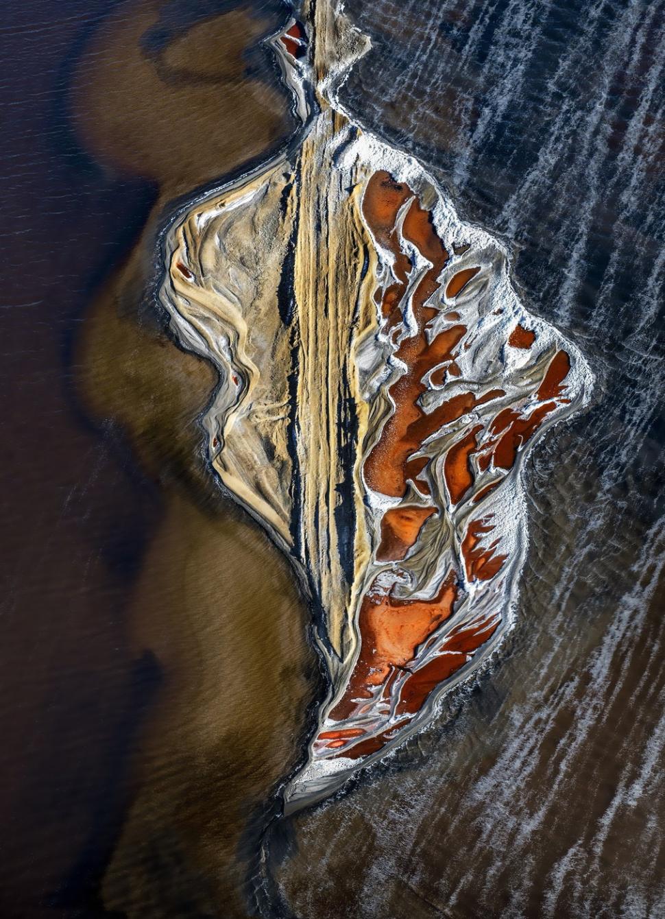 Văzută de sus, lumea noastră pare de pe altă lume. Cele mai spectaculoase fotografii aeriene au fost premiate la un concurs 1084975