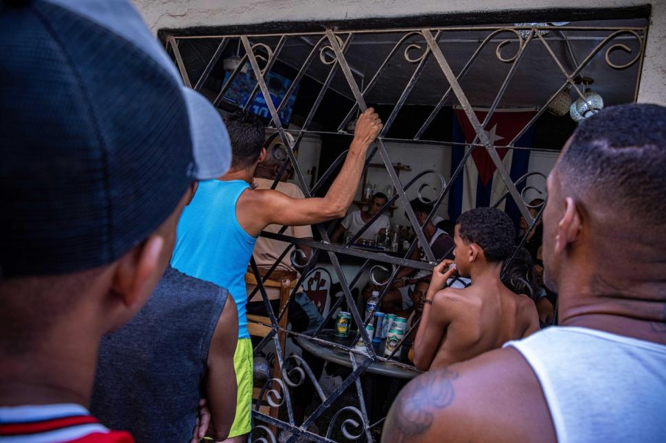 CNN: Cum e viața în Cuba, unde e un lux să ai energie electrică patru ore neîntrerupt. Cât de multe poate îndura o țară? 1085744