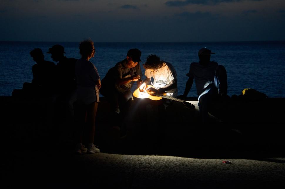 CNN: Cum e viața în Cuba, unde e un lux să ai energie electrică patru ore neîntrerupt. Cât de multe poate îndura o țară? 1085746