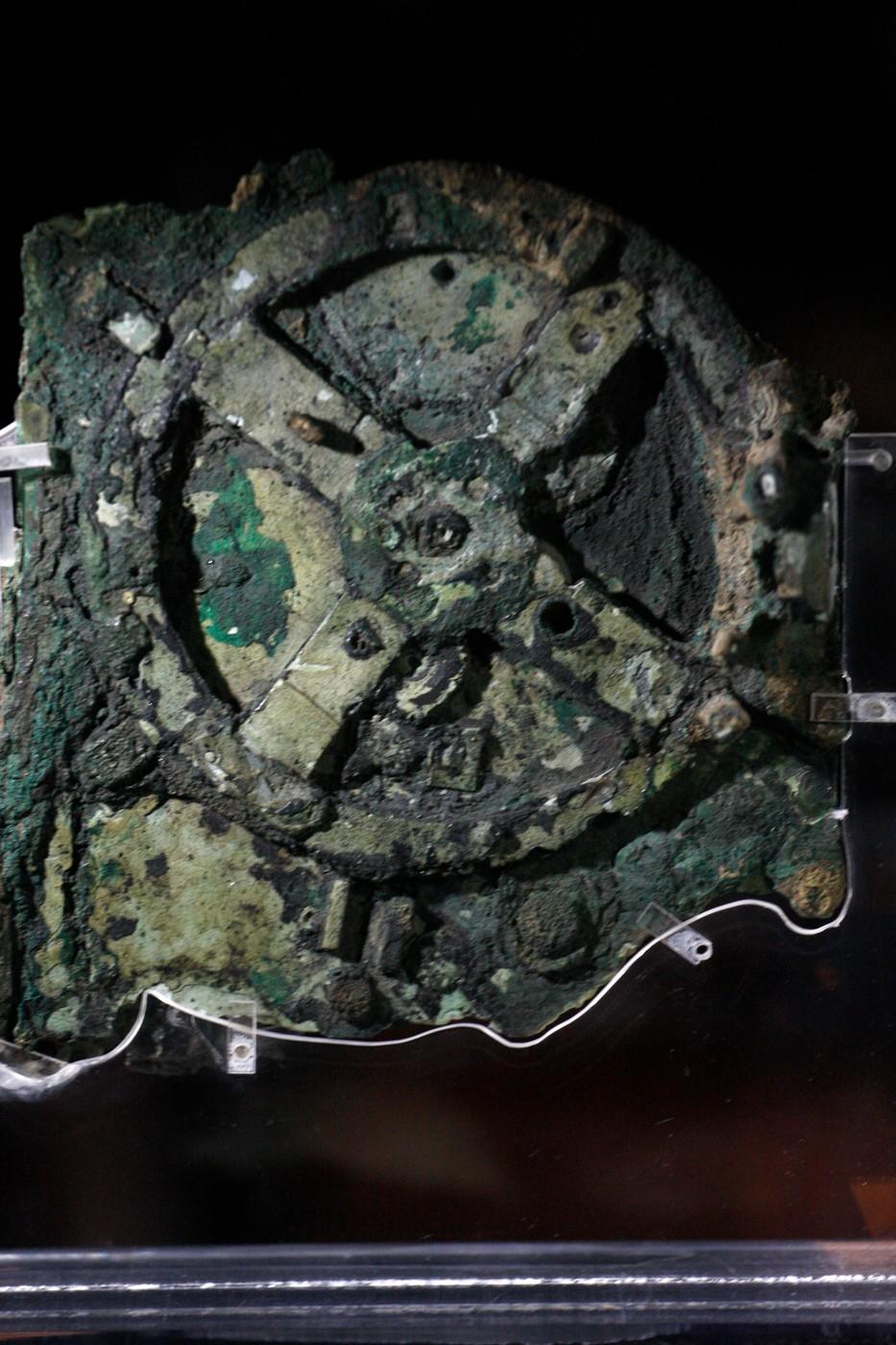 Mecanismul de la Antikythera: "Primul computer din lume" era capabil să prezică eclipsele acum peste 2.000 de ani 1086099