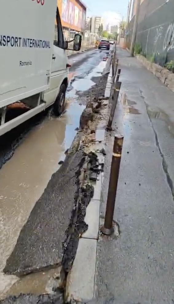 S-a surpat drumul la Piața Obor din București. E șanț în asfalt, iar strada se închide pentru reparații: Ce căi de acces mai au șoferii 1086408