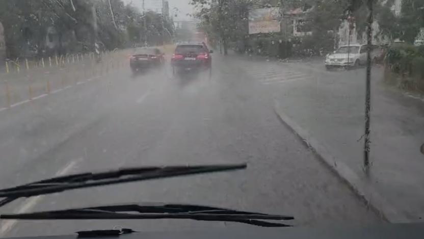 Avertizare imediată de la ANM. Cod portocaliu de averse torențiale pentru București și trei județe 1086850