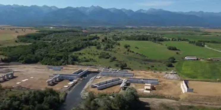 Imagini de pe șantierul Autostrăzii A13 Sibiu - Făgăraş. CNAIR: „Lucrările pe tronsonul Arpaşu de Jos - Sâmbăta de Sus au ajuns la 44%” 1087075
