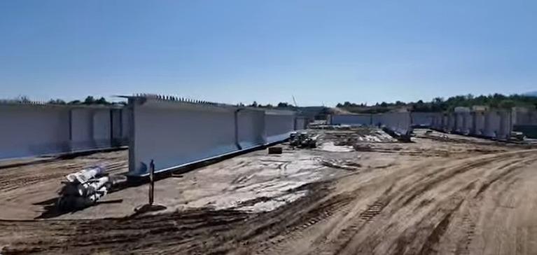 Imagini de pe șantierul Autostrăzii A13 Sibiu - Făgăraş. CNAIR: „Lucrările pe tronsonul Arpaşu de Jos - Sâmbăta de Sus au ajuns la 44%” 1087078