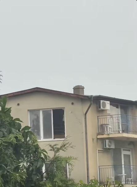 Furtună devastatoare în Bulgaria: Vânt cu puterea unui uragan în staţiunile preferate de români şi oameni blocaţi în maşini  1087355