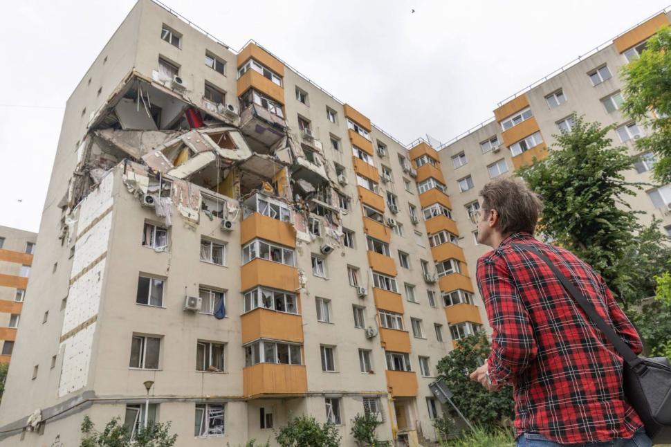 Noi imagini, din dronă, cu blocul care a explodat în Rahova. Primăria Bucureşti: "Urmează să dăm ordinul de începere a lucrărilor" 1087559