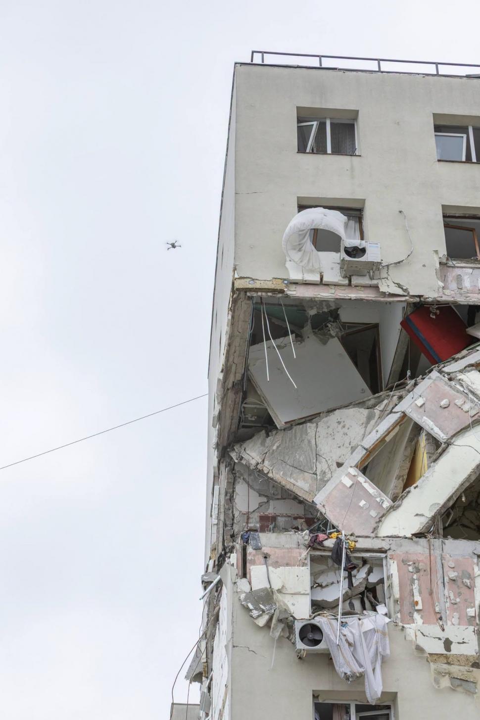 Noi imagini, din dronă, cu blocul care a explodat în Rahova. Primăria Bucureşti: "Urmează să dăm ordinul de începere a lucrărilor" 1087562