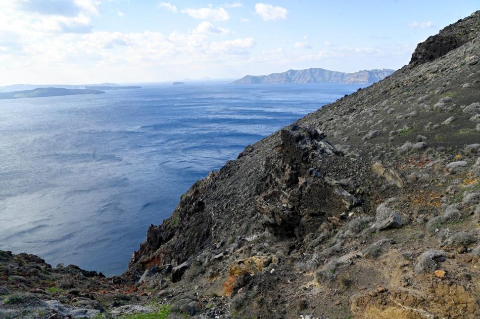 Insulele din Grecia unde vara rămâne răcoroasă tot timpul, în timp ce restul țării se confruntă cu temperaturi sufocante 1087618