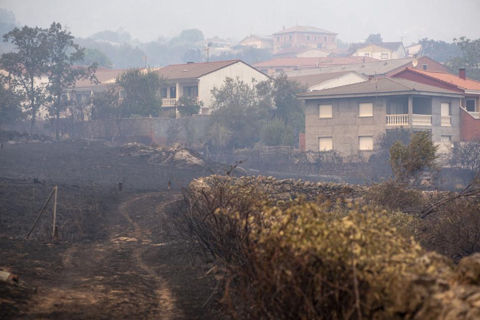Imagini apocaliptice cu incendiile din Franţa şi Spania. Pedro Sánchez a anunţat că urmează "ore dificile" 1088009