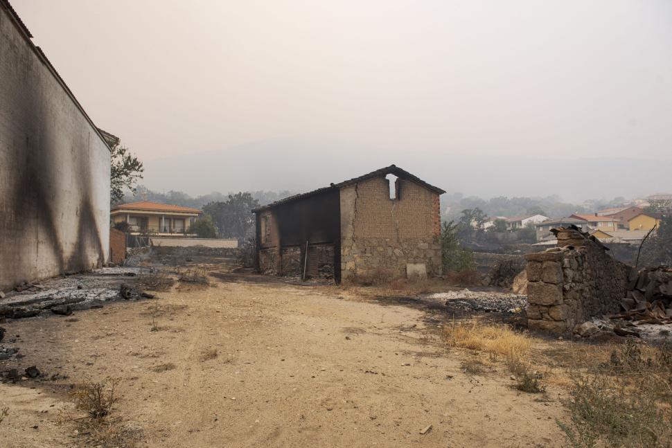Imagini apocaliptice cu incendiile din Franţa şi Spania. Pedro Sánchez a anunţat că urmează "ore dificile" 1088012