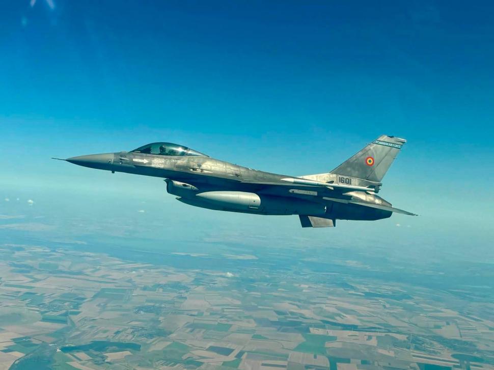 MApN: Drona a fost doborâtă la 5 minute după ce a intrat în spațiul aerian național. Imagini de la operațiunea de duminică 1088074