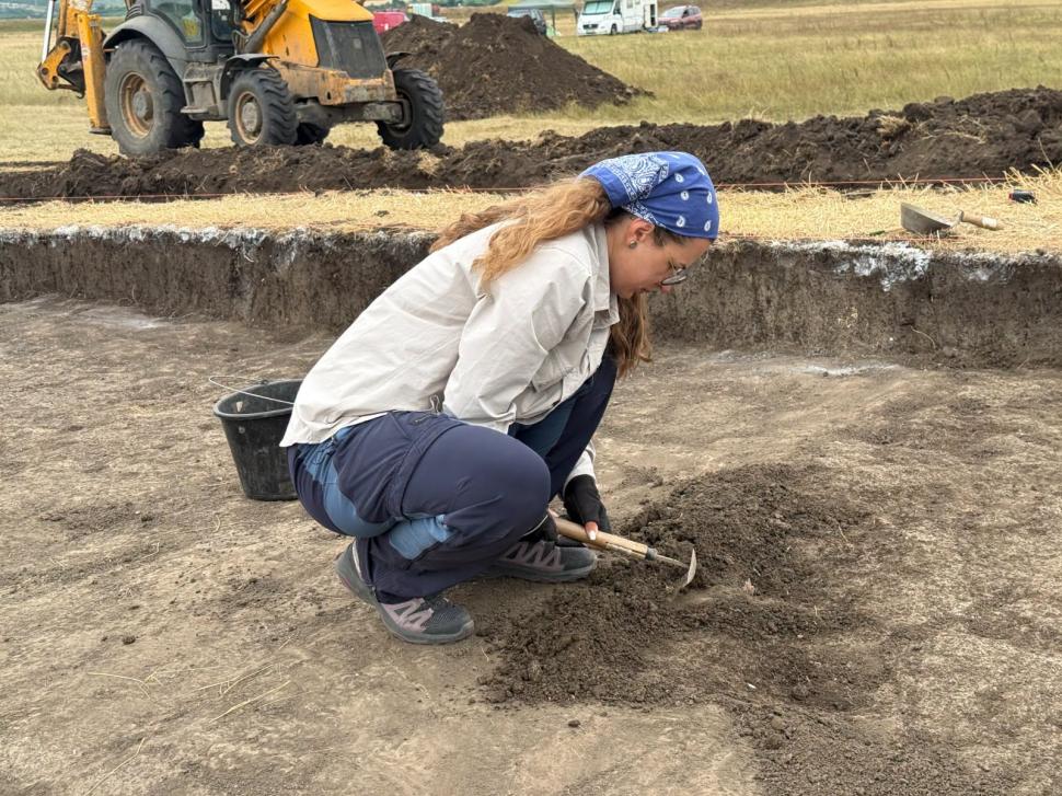 Descoperire arheologică rară în Moldova: Trei morminte antice au fost găsite într-un sit cu tumuli străvechi ai unor comunități uitate 1088530
