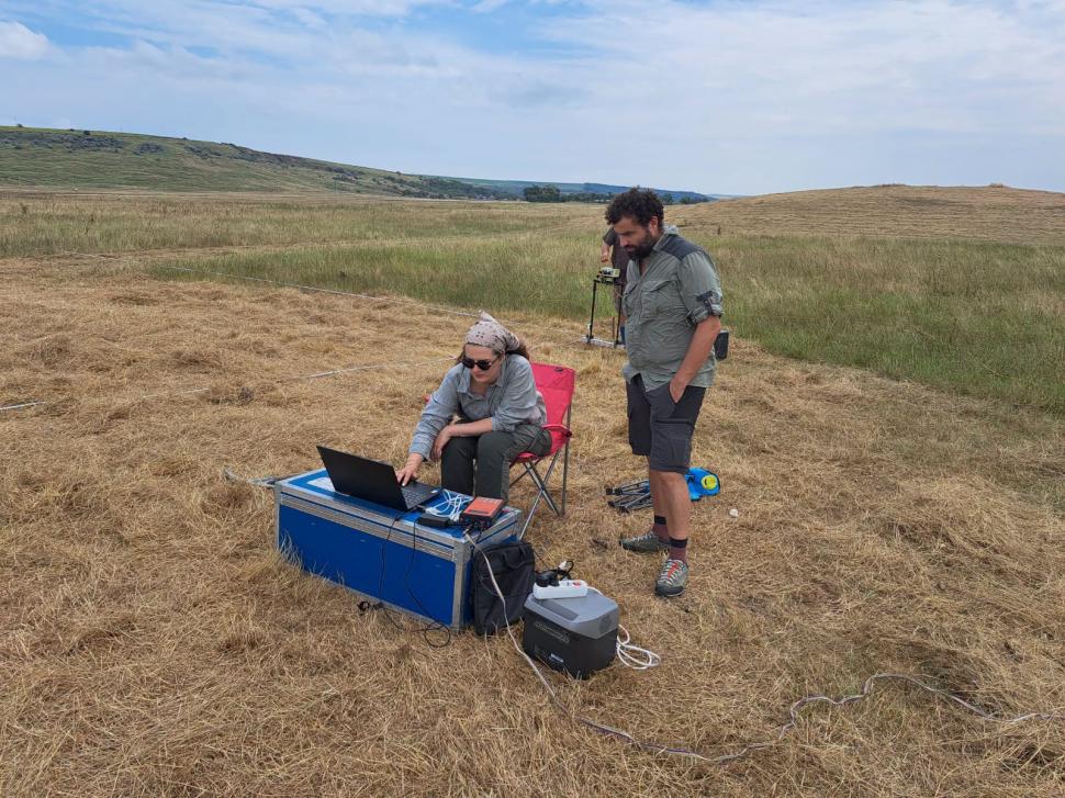 Descoperire arheologică rară în Moldova: Trei morminte antice au fost găsite într-un sit cu tumuli străvechi ai unor comunități uitate 1088537