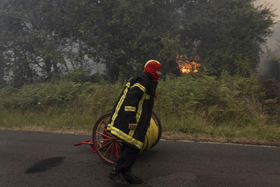 "A fost ca la Pompeii": Europa, devastată de incendii și lovită de valuri de căldură fără precedent. Experții spun că e doar începutul 1088936