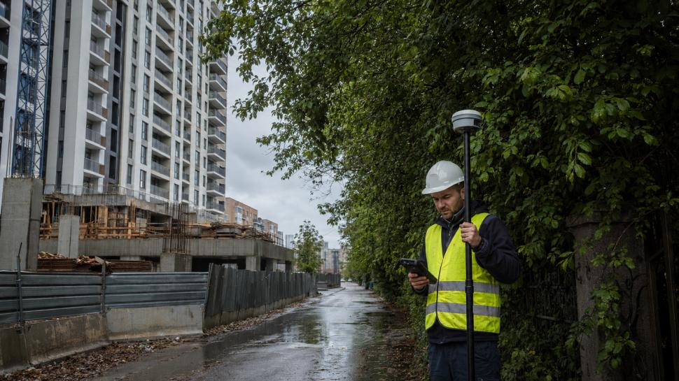 Cât poate costa o eroare de câțiva centimetri într-un proiect de construcții 1089081