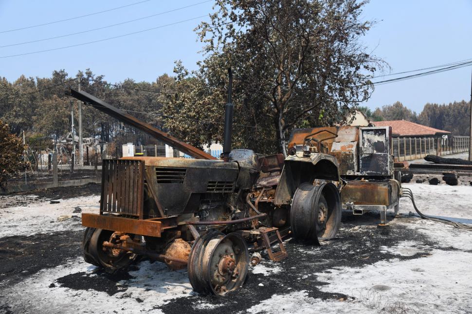 Incendiile pârjolesc Europa. Noi imagini cu dezastrul lăsat în urmă de flăcări în Spania şi Franţa. Grecia, Portugalia, în alertă 1089327