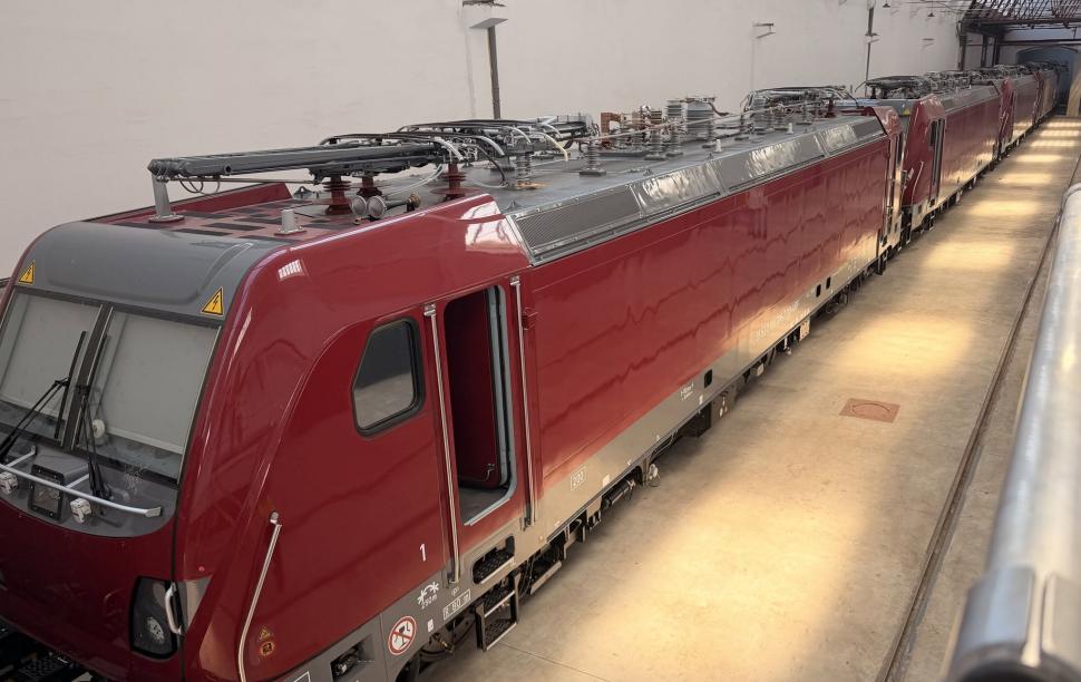 Primele cinci locomotive electrice Traxx Passenger au fost livrate către CFR Călători. Pe ce rute vor circula 1089289
