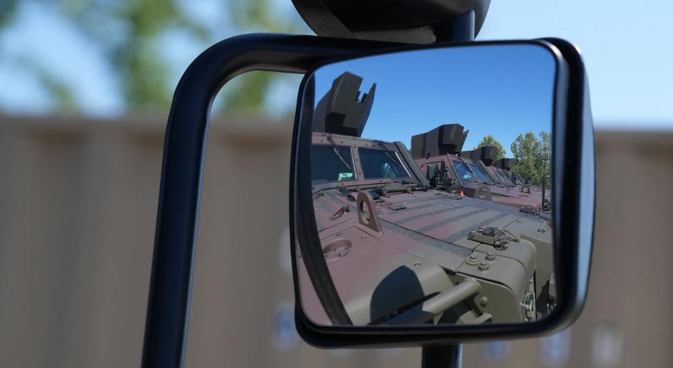 Primele vehicule blindate COBRA II fabricate în România au fost recepționate de Ministerul Apărării  1089077