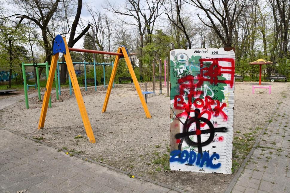 Ciprian Ciucu a anunțat ce se va schimba mai exact în Parcul Herăstrău. Regenerarea a început cu malurile lacului  1089500