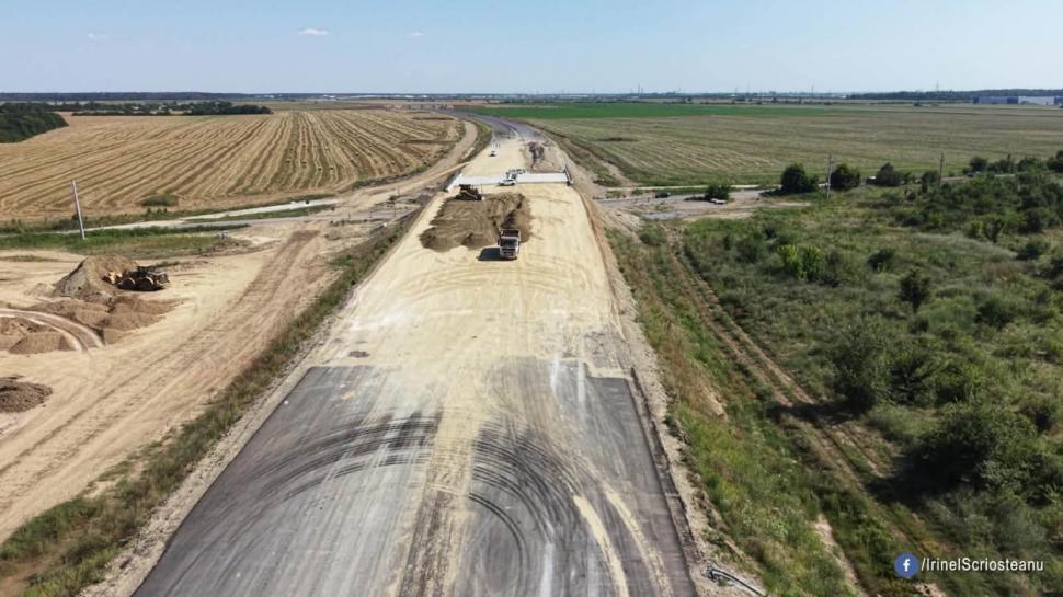 Cum arată din dronă cel mai nou lot din Autostrada A0. „E gata 91,5%. Se va deschide la sfârșitul lunii septembrie” 1089812