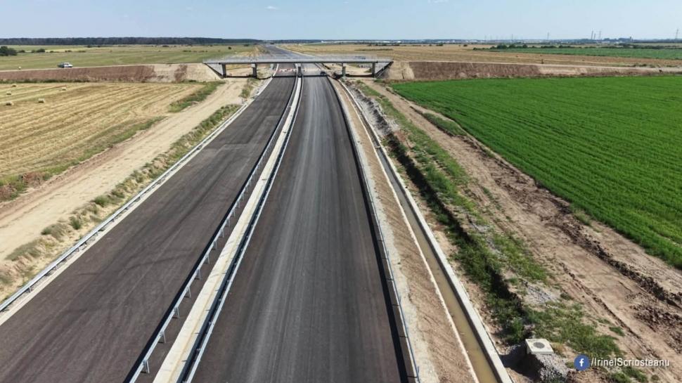 Cum arată din dronă cel mai nou lot din Autostrada A0. „E gata 91,5%. Se va deschide la sfârșitul lunii septembrie” 1089813