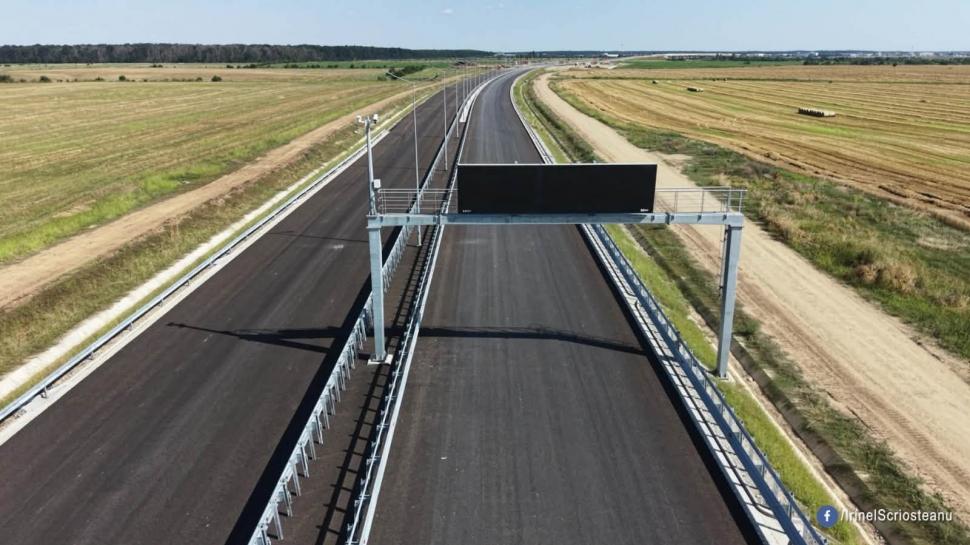 Cum arată din dronă cel mai nou lot din Autostrada A0. „E gata 91,5%. Se va deschide la sfârșitul lunii septembrie” 1089814