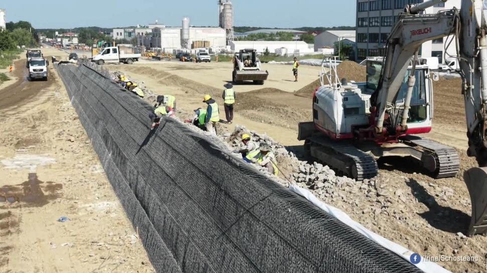 Cum arată din dronă cel mai nou lot din Autostrada A0. „E gata 91,5%. Se va deschide la sfârșitul lunii septembrie” 1089827
