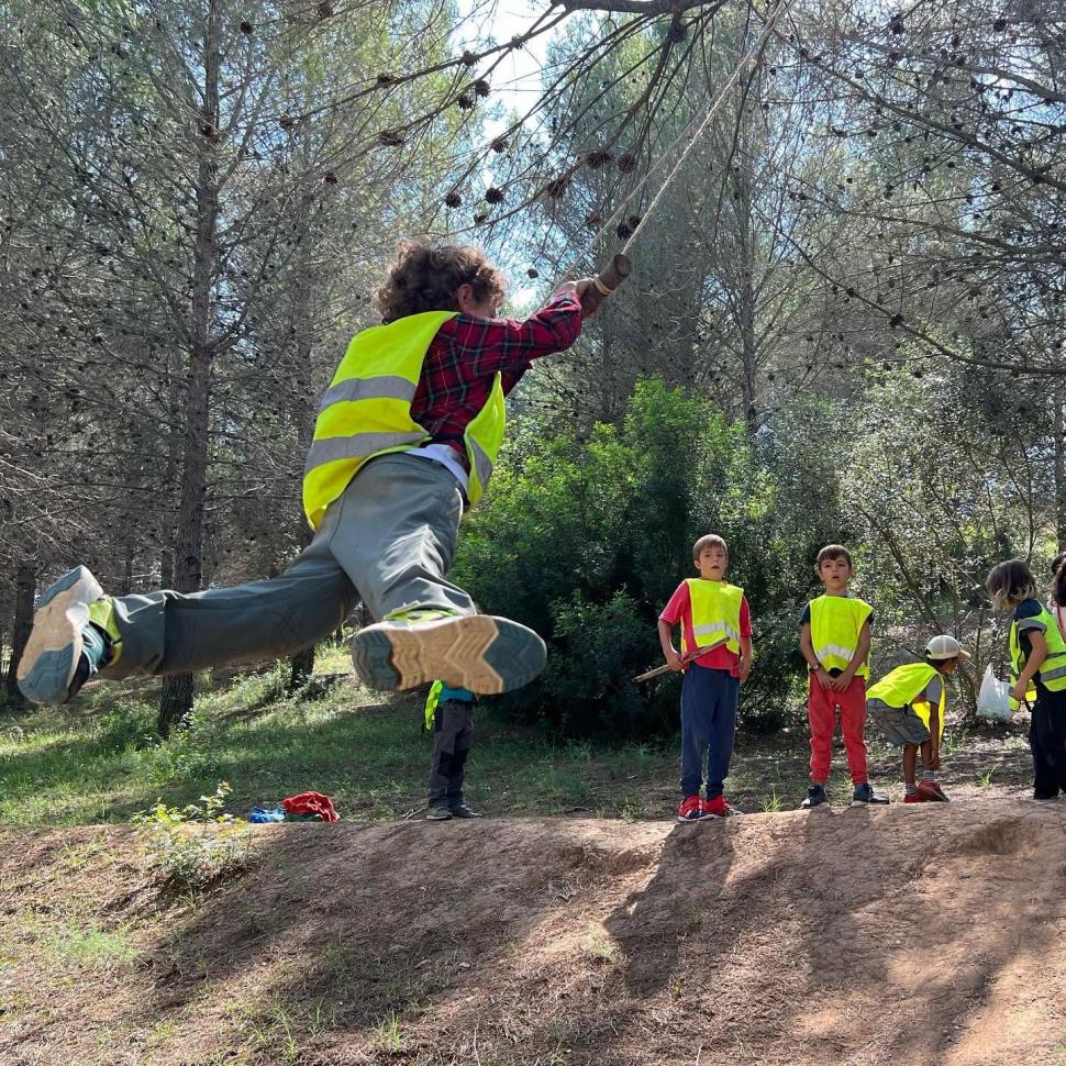 Cum au transformat doi români drama copilului lor într-un model de educație în Spania și au construit un mic "Turn Babel" fericit 1089705