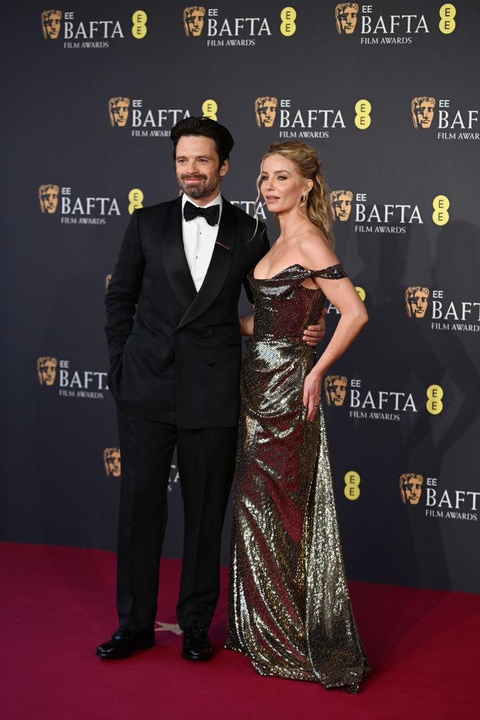 Actorul de origine română Sebastian Stan şi partenera sa, Annabelle Wallis, au anunțat nașterea primului lor copil 1090418