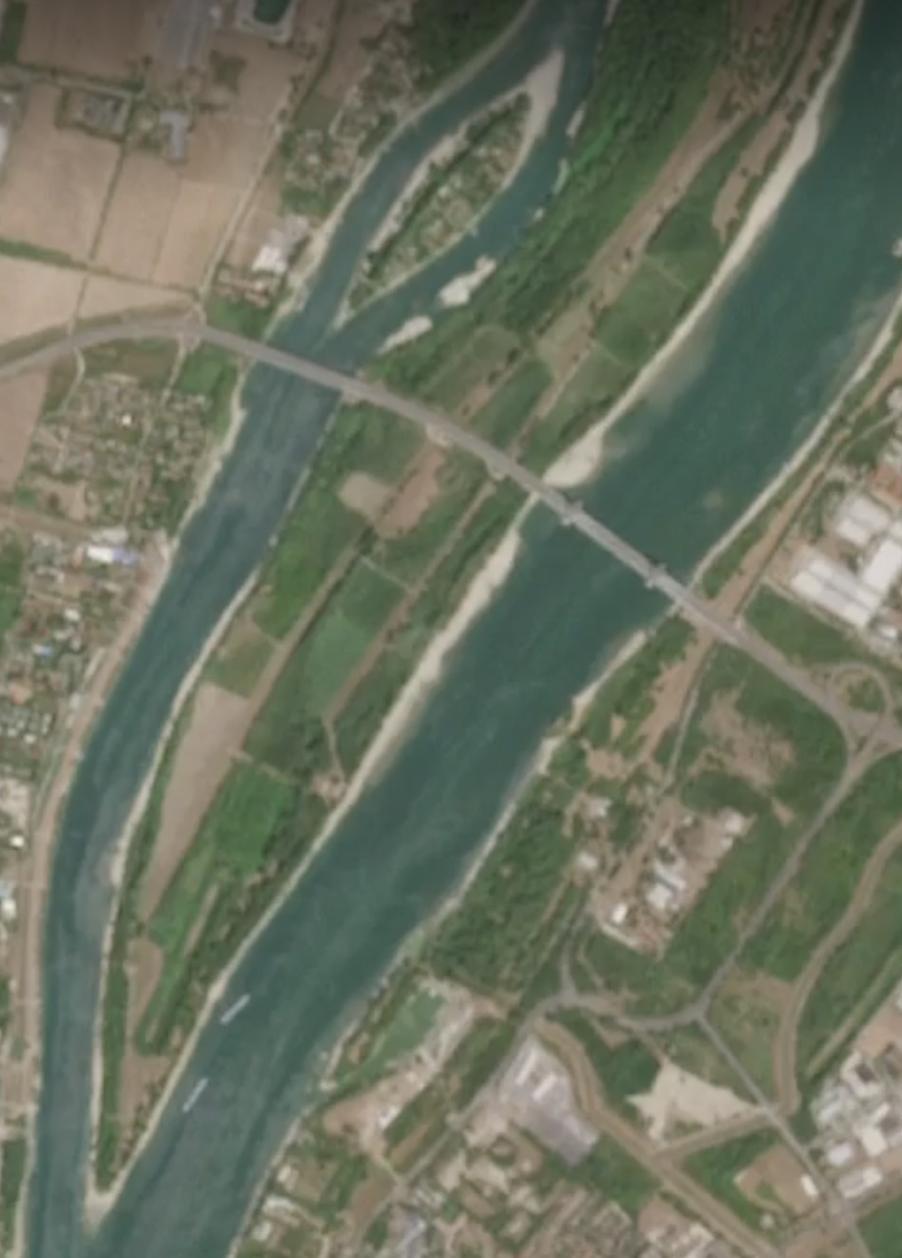 Imagini din satelit cu Dunărea secată. Fluviul atinge joi un nou minim istoric la intrarea în România: Ce arată prognoza pe august 1090743