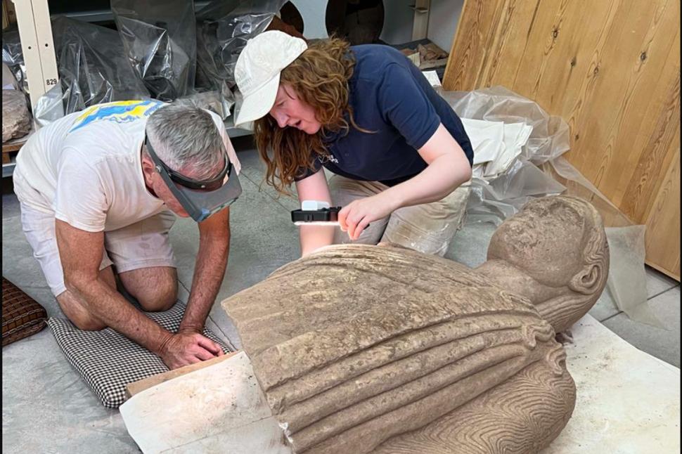 Descoperire arheologică senzațională în Turcia: o statuie veche de 2.000 de ani a fost folosită pentru repararea unui drum roman 1090975