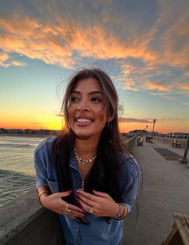 După ce i-au fost descoperite mesajele vechi de pe Instagram, o regină a frumuseții a rămas fără coroană  1091068