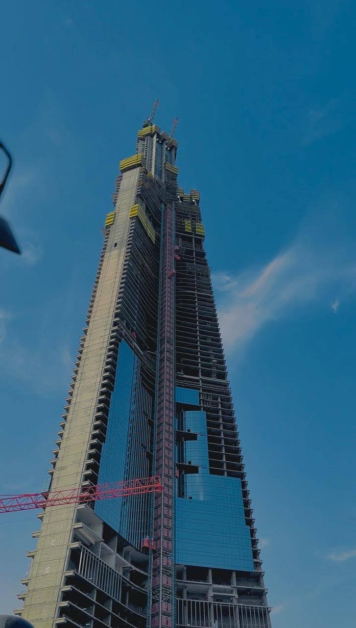 Se apropie de 1 km înălțime: Turnul zgârie-nori Jeddah, care va deveni cea mai înaltă clădire din lume, a trecut de 107 etaje 1090961