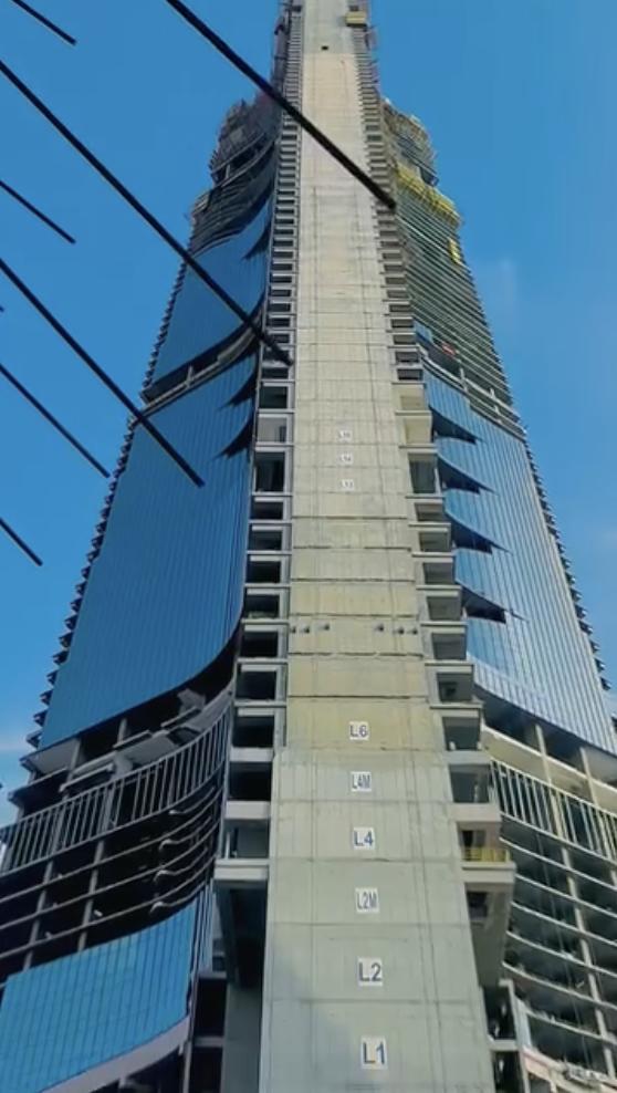 Se apropie de 1 km înălțime: Turnul zgârie-nori Jeddah, care va deveni cea mai înaltă clădire din lume, a trecut de 107 etaje 1090963