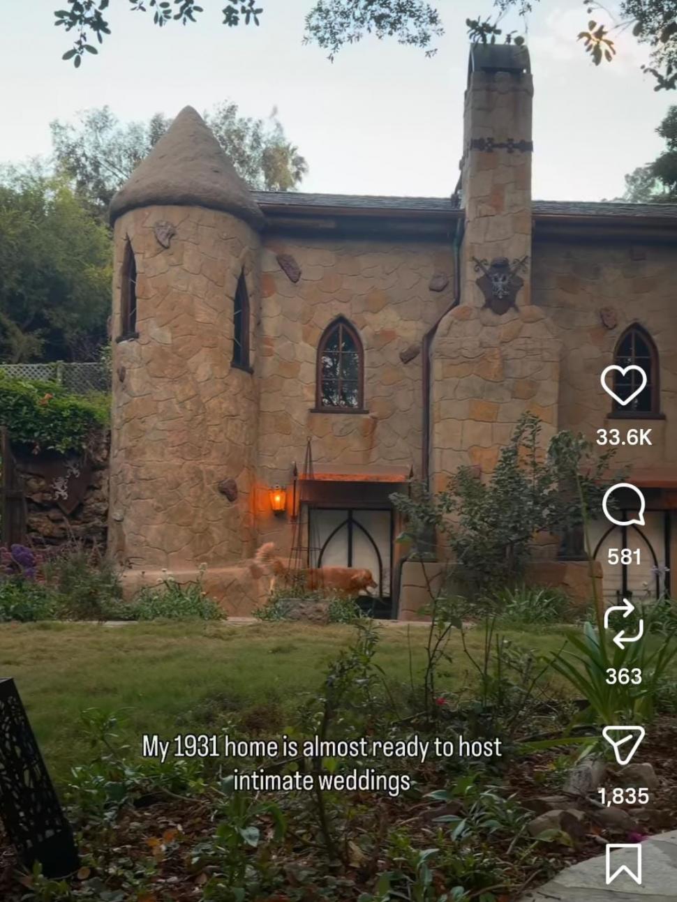 A moștenit un castel din 1931 de la mama lui şi a început să-l restaureze. Transformarea este urmărită de milioane de oameni 1091466